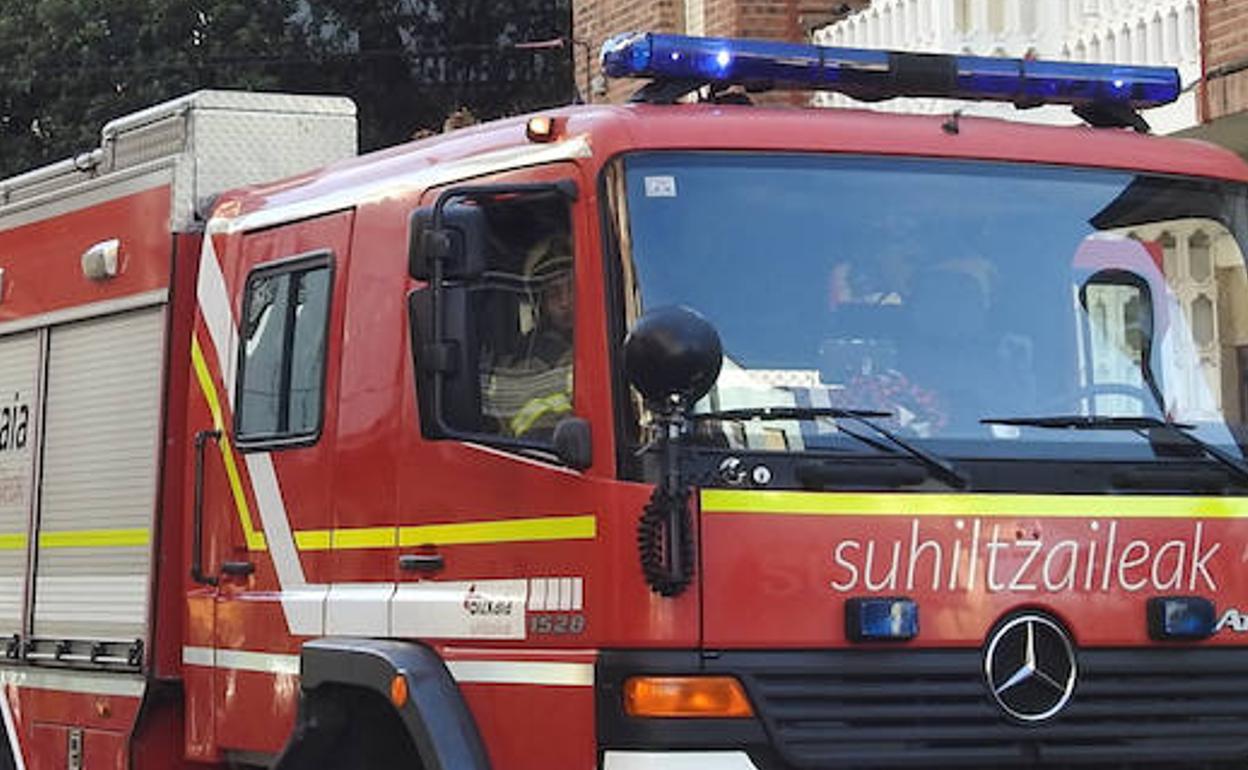 Imagen de archivo de un camión de Bomberos Bizkaia.