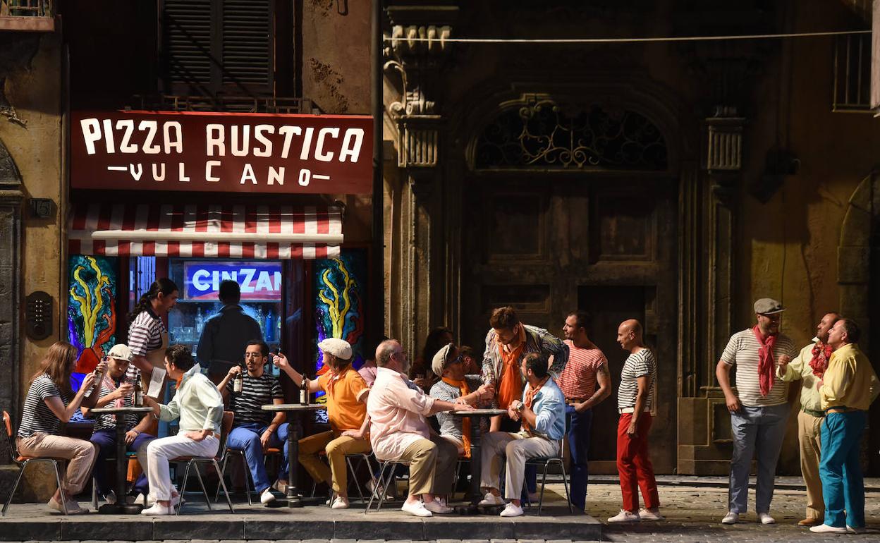 Una escena de 'Il turco in Italia' en la producción que traerá la ABAO