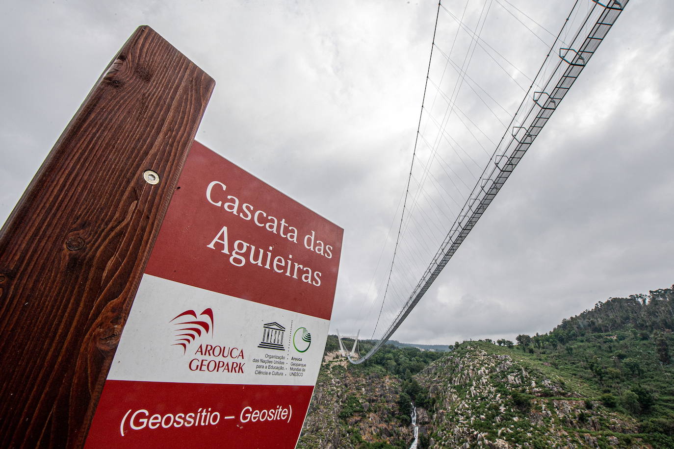 Fotos: El puente peatonal suspendido más grande del mundo
