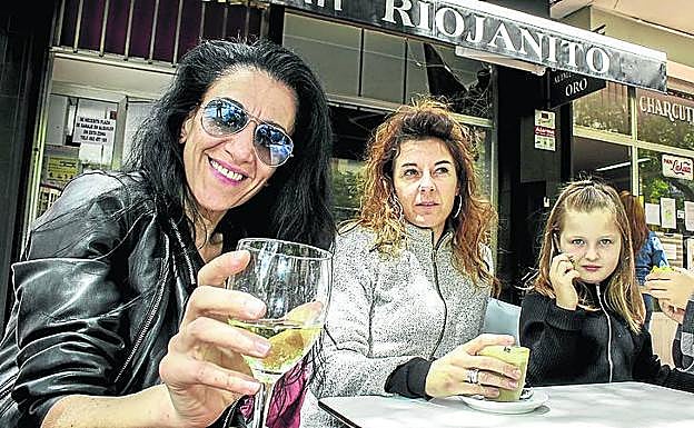 Vicky, Olatz, Bego y Noa en el Riojanito.
