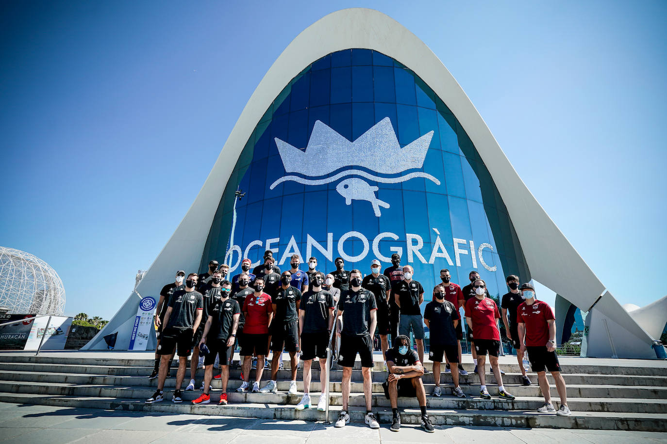 Fotos: El Baskonia visita el Oceanogràfic de Valencia