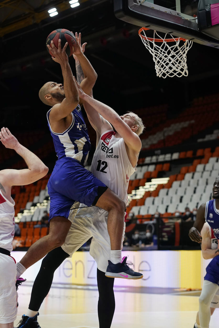 Fotos: Las fotos del Bilbao Basket - Baskonia