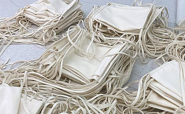 Algunas mascarillas.