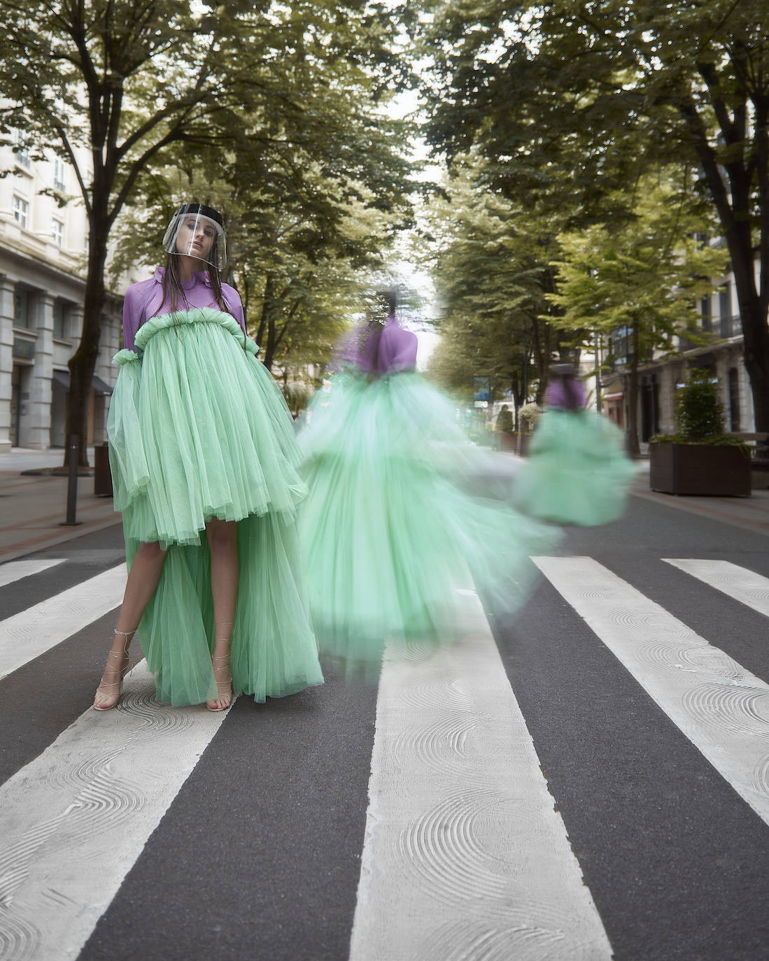 Fotos: Pasarela en un Bilbao desierto: así se interpreta el silencio que vivió la villa a través de la moda