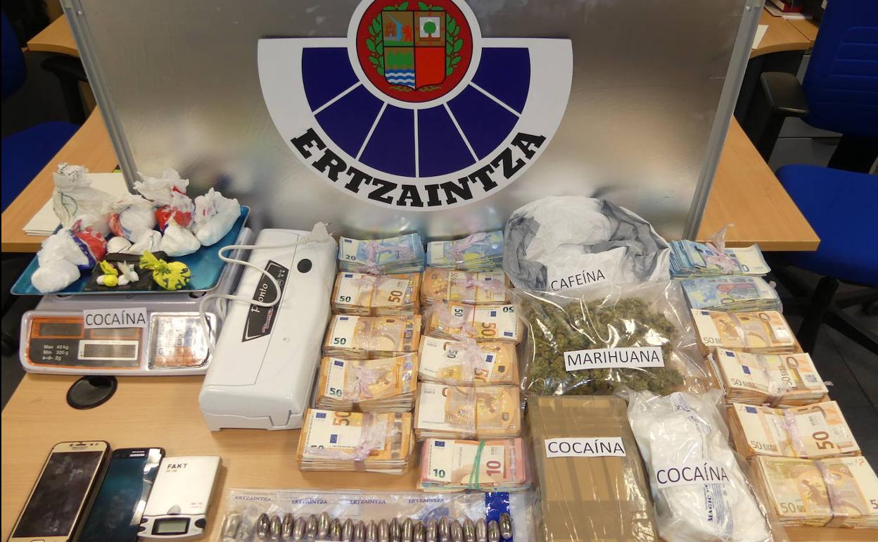 Incautados 2.5 kilos de cocaína y cuatro detenidos en Mundaka