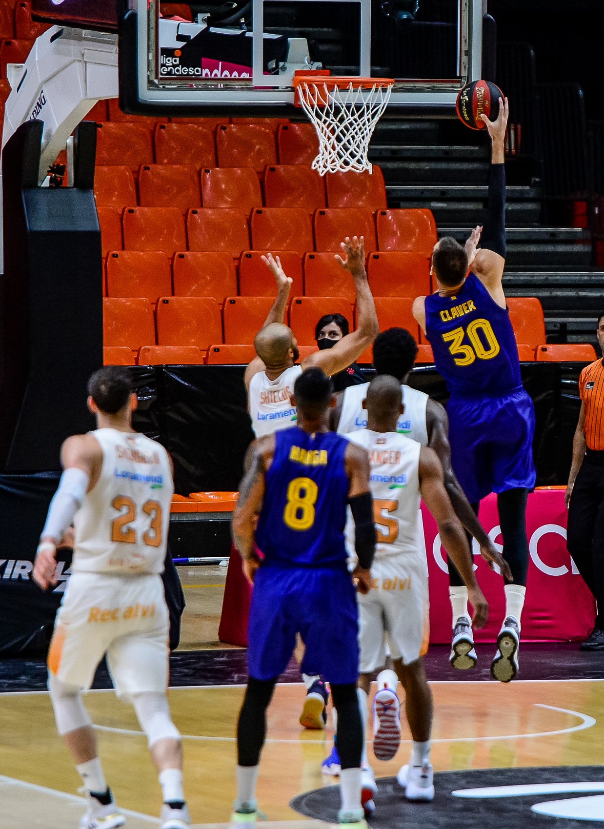 Fotos: Las mejores imágenes del Barcelona-Baskonia