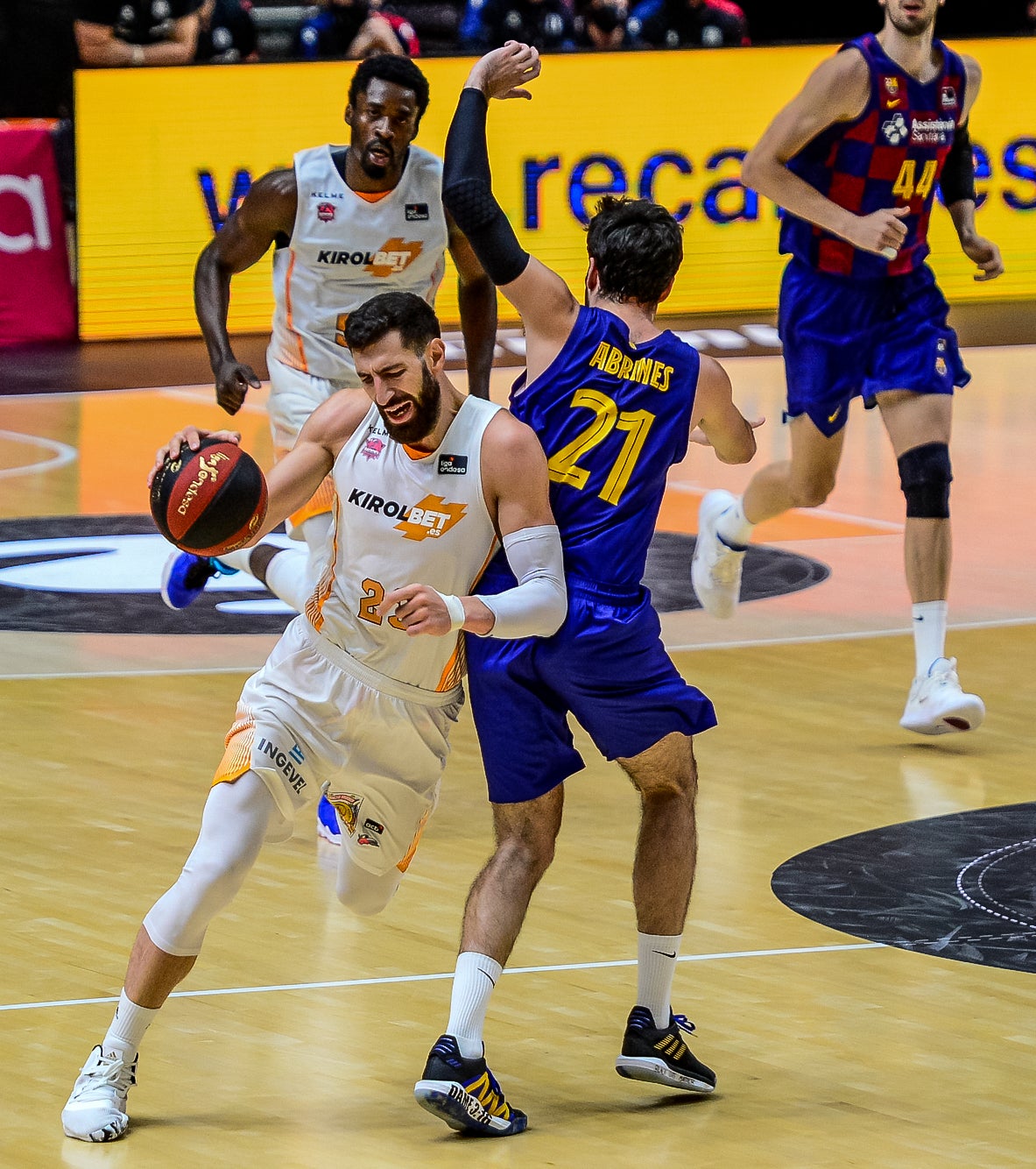 Fotos: Las mejores imágenes del Barcelona-Baskonia