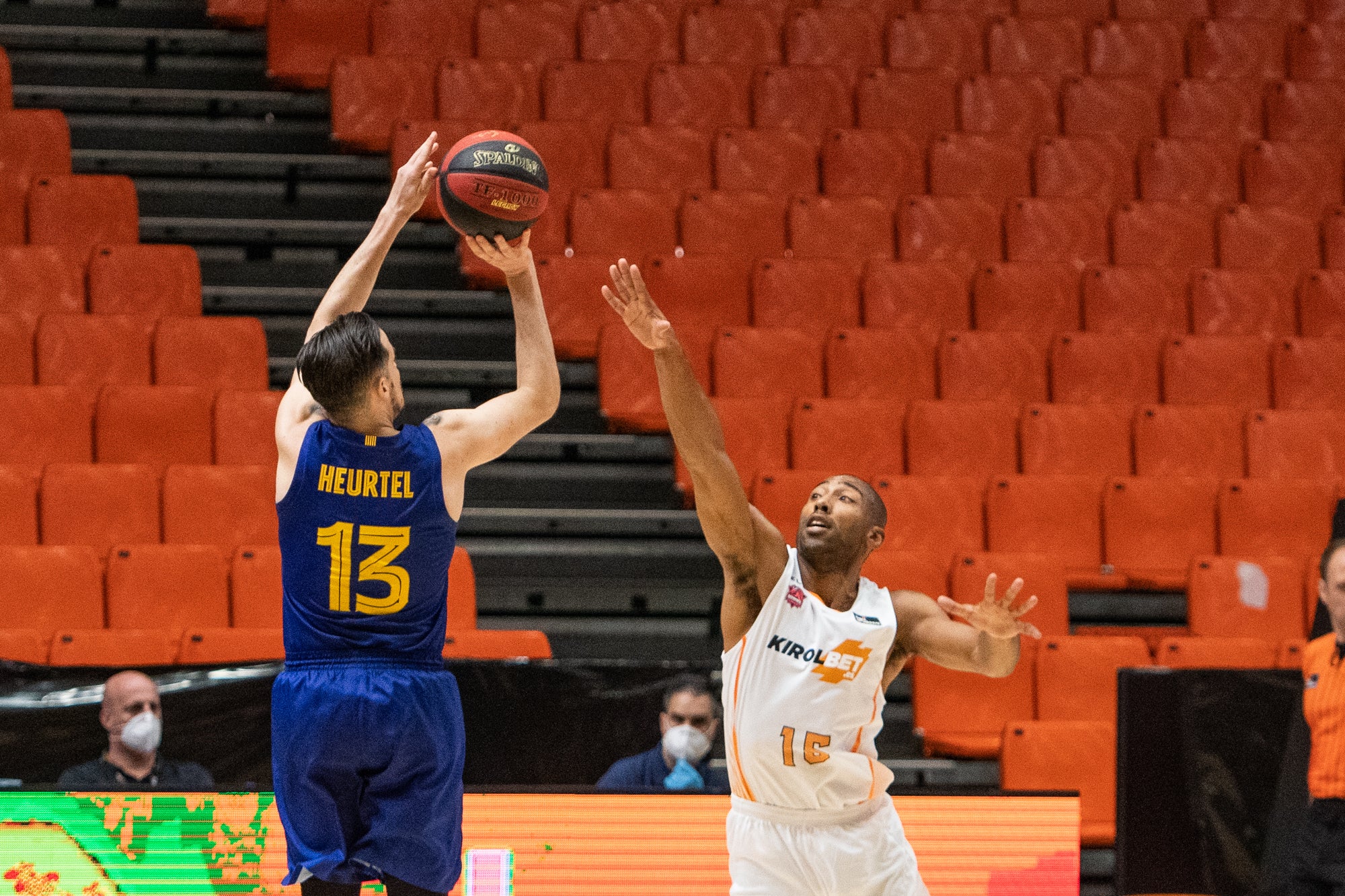Fotos: Las mejores imágenes del Barcelona-Baskonia
