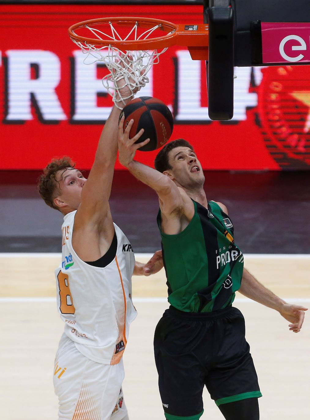 Fotos: Las fotos del Joventut - Baskonia