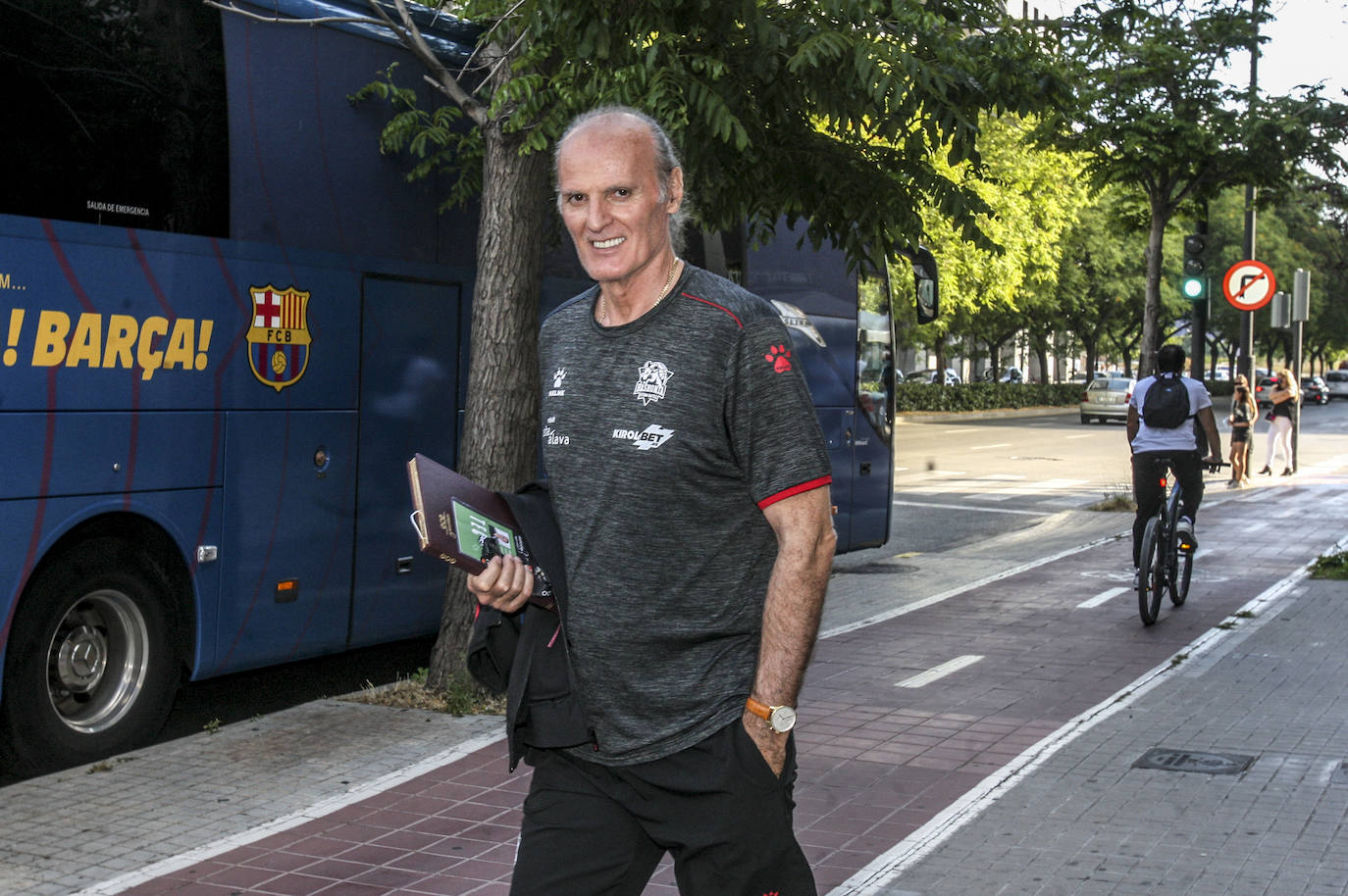Fotos: Reclusión monacal y doble turno de entrenamiento para el Baskonia