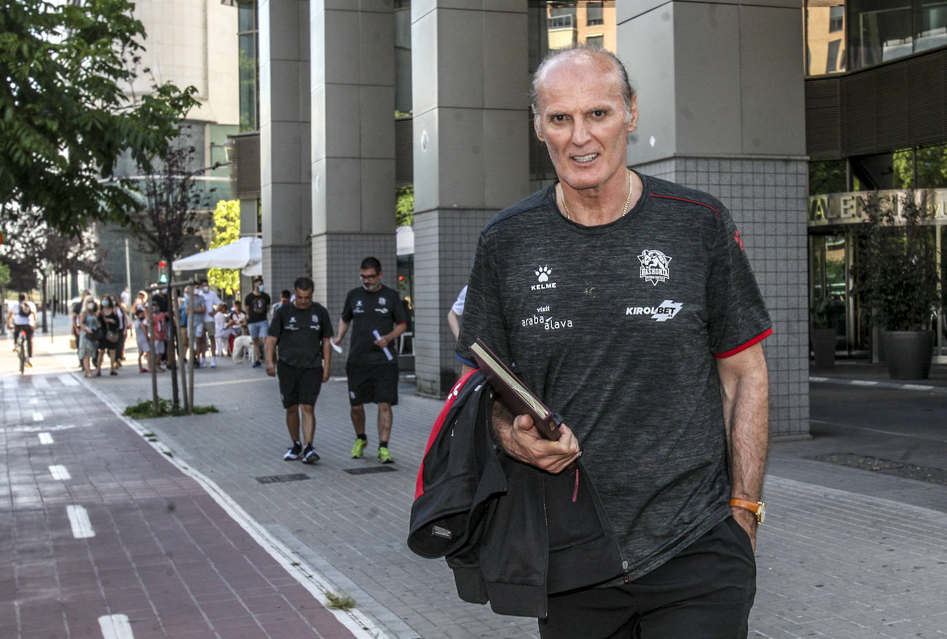 Fotos: Reclusión monacal y doble turno de entrenamiento para el Baskonia