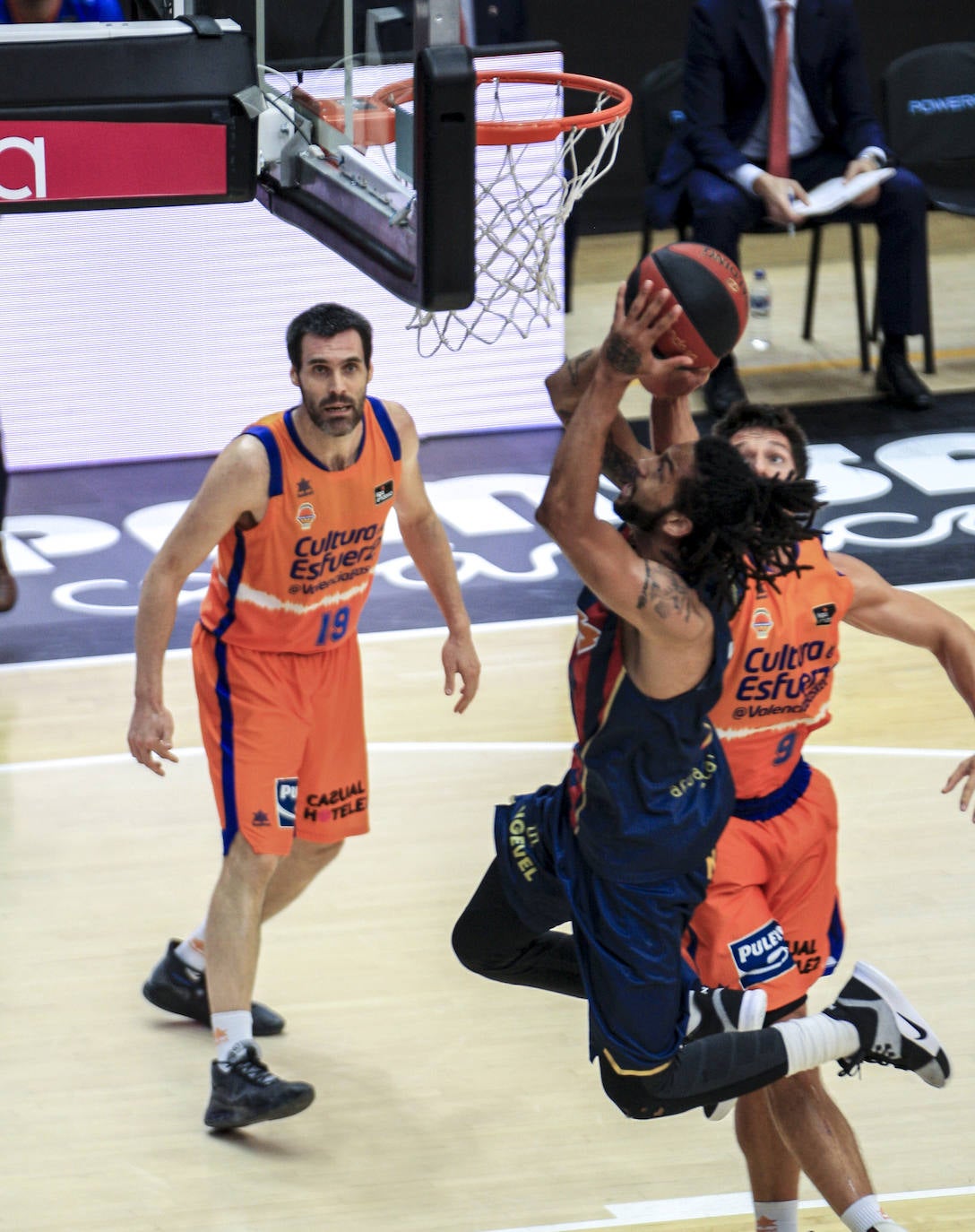 Fotos: Las mejors imágenes del Valencia Basket - Kirolbet Baskonia
