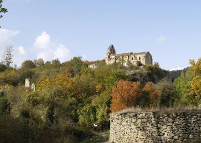 Imagen secundaria 1 - De las salinas milenarias al desfiladero del río Purón