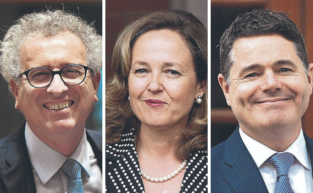 De izquierda a derecha: Pierre Gramegna, Nadia Calviño y Paschal Donohoe. 