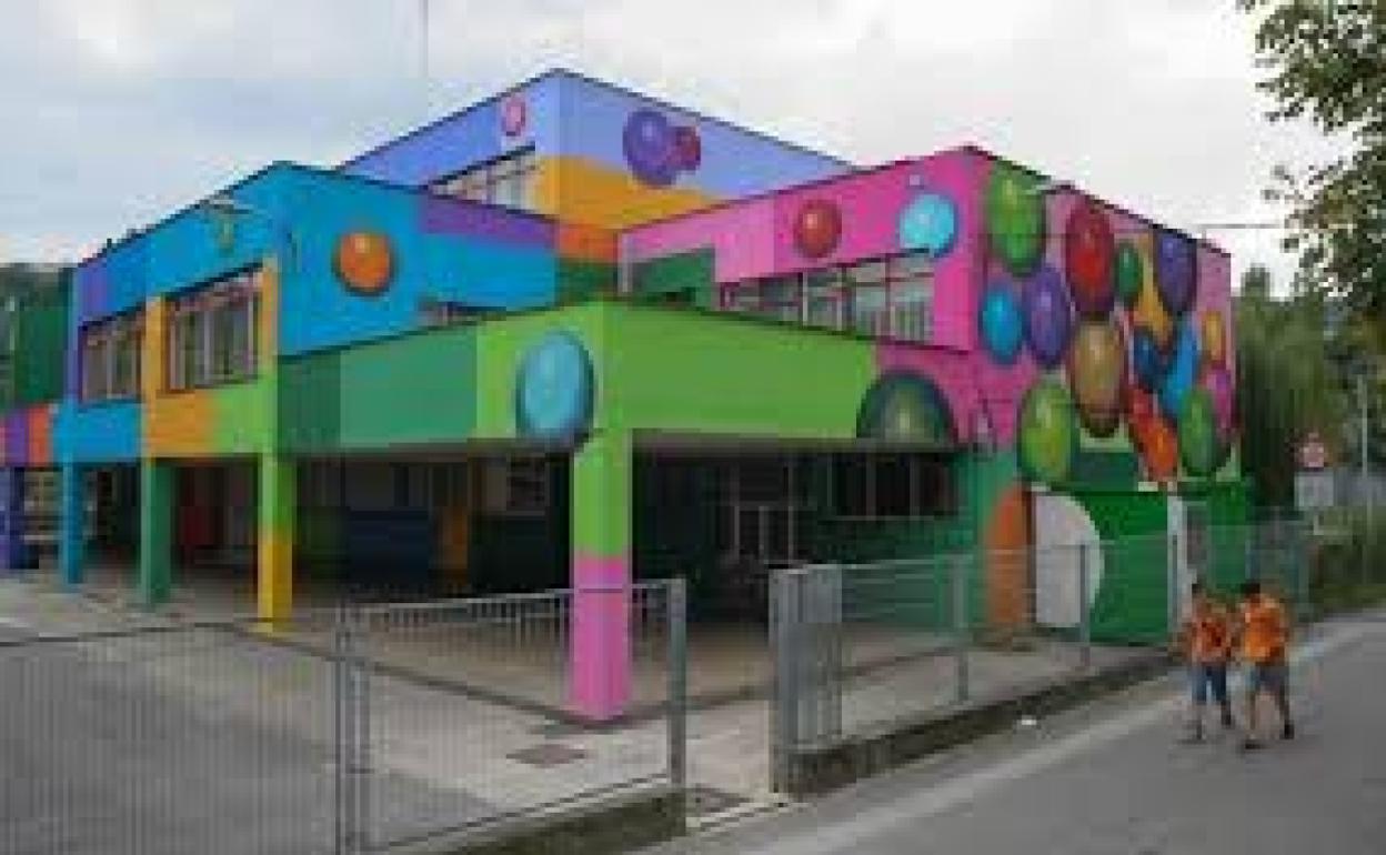 Imagen de la escuela de colorines de Larrotegi en Lekeitio. MAIKA SALGUERO. 