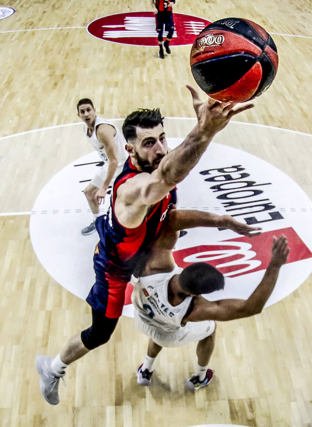 Fotos: La trayectoria de Shengelia en el Baskonia, en imágenes