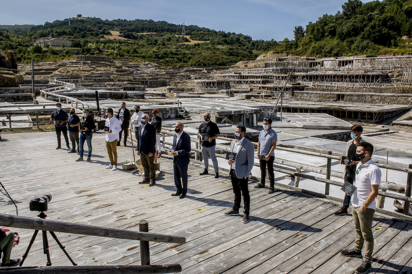 Foto de familia con los galardonados.