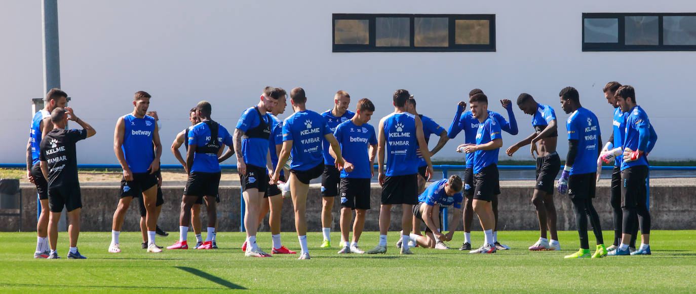 Fotos: El Alavés prepara el último partido de Liga ante el Barça