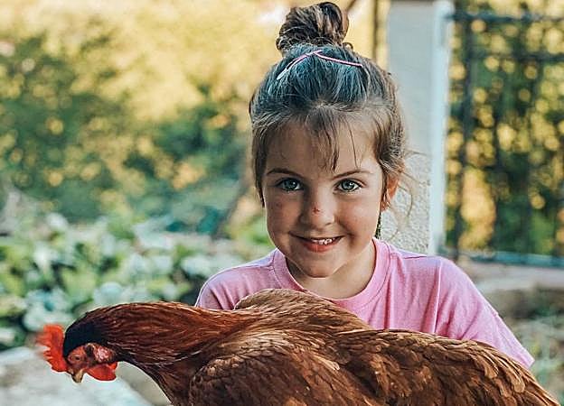 Manuela, una de las hijas de Carmen y Gorka.