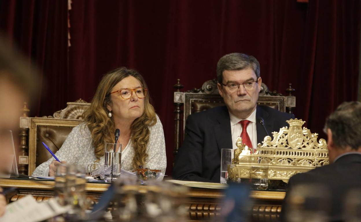 El alcalde de Bilbao durante un reciente pleno. 