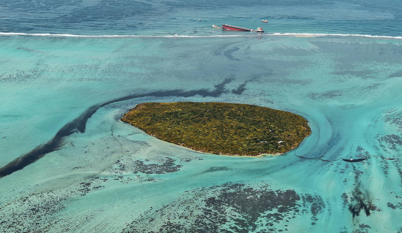 Fotos: La marea negra que pone en peligro las Islas Mauricio