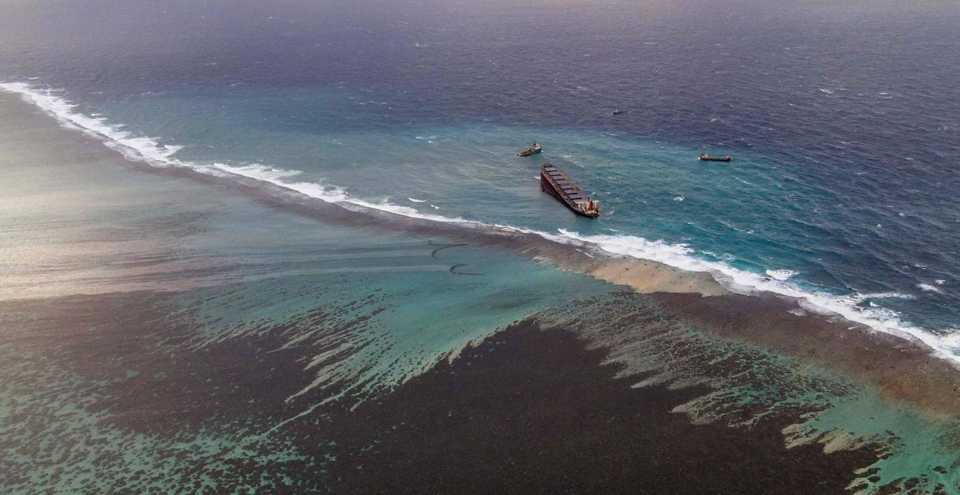 Fotos: La marea negra que pone en peligro las Islas Mauricio
