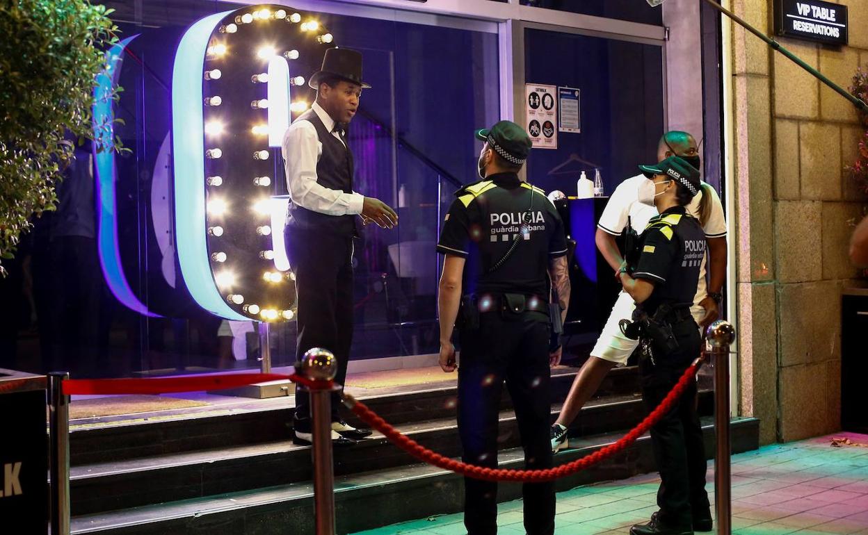 El aval del juez permite a pubs abrir este fin de semana hasta las 3 de la mañana