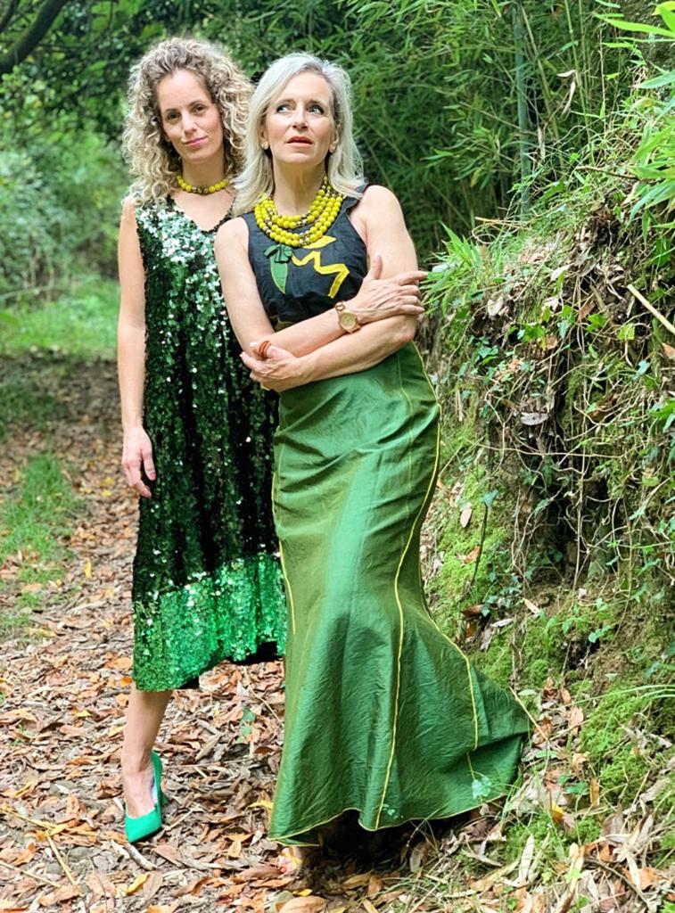 Fotos: Una madre y una hija bilbaínas aúnan su creatividad tras la cuarentena y lanzan una línea de collares únicos