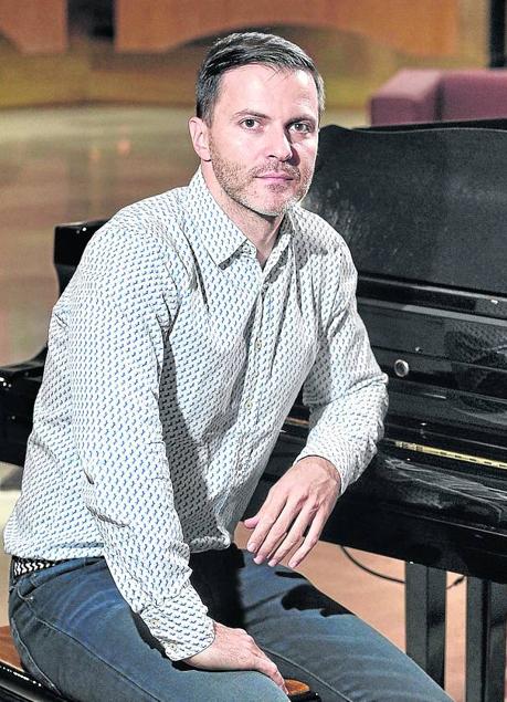 Imagen - El director de ópera y pianista Iñaki Encina Oyón. i. aizpuru