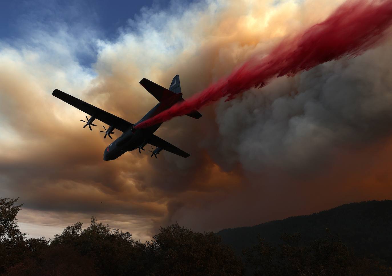 Fotos: El fuego arrasa más de 400.000 hectáreas en California