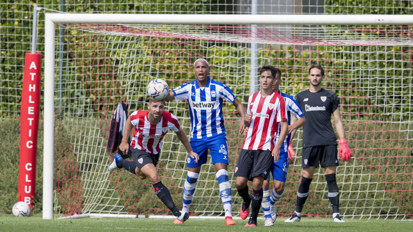 Fotos: Amistoso entre el Athletic y el Alavés