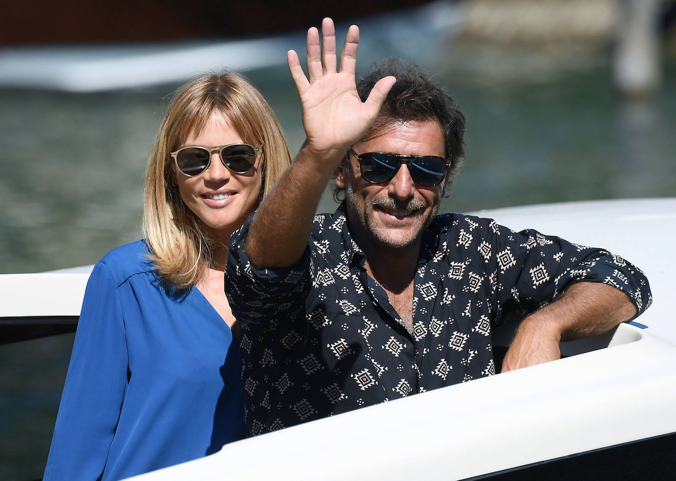 El actor italiano Adriano Giannini y su esposa Gaia Trussardi