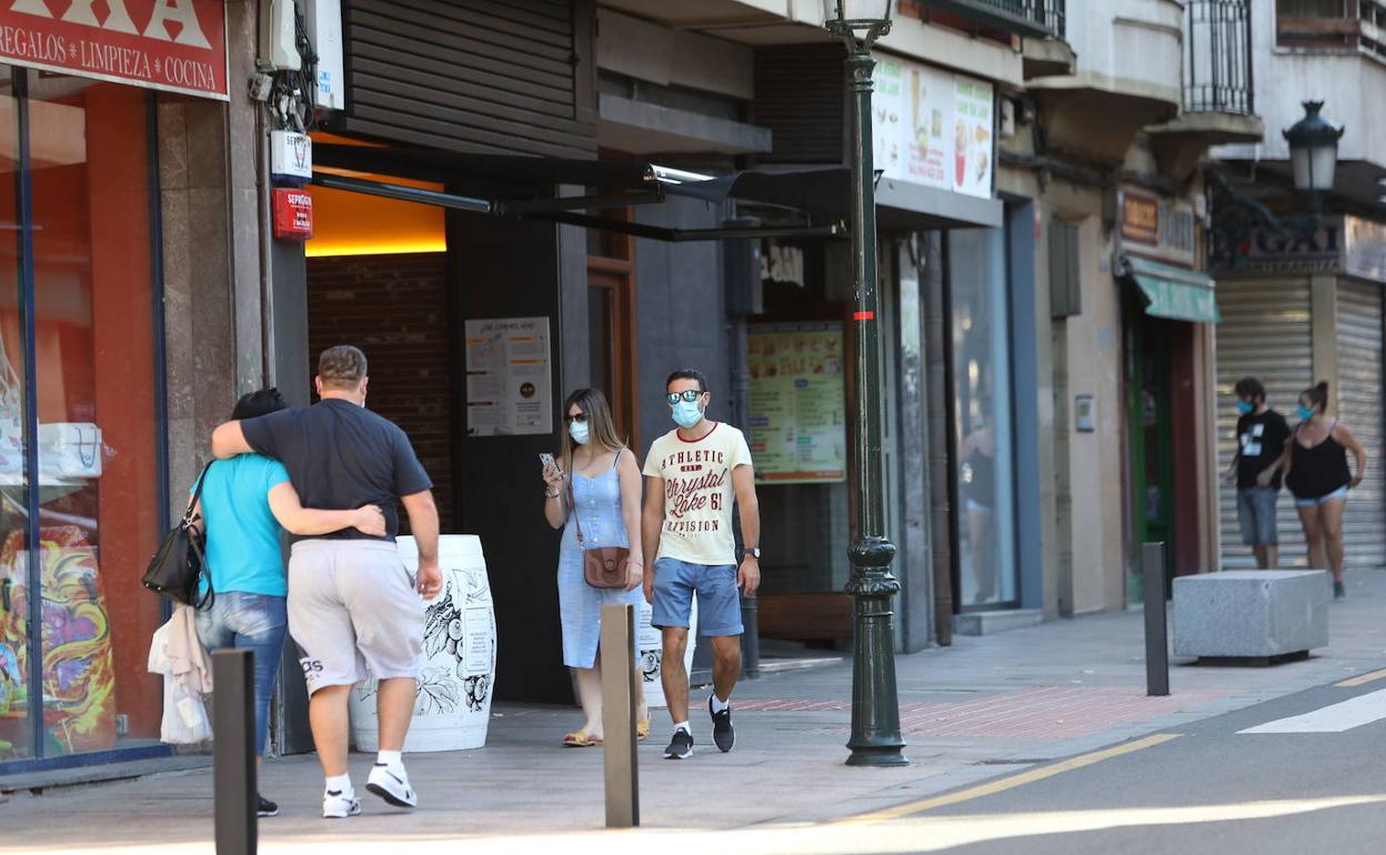 El departamento de Salud ha reforzado las tareas de información y seguimiento a los posibles contagiados.