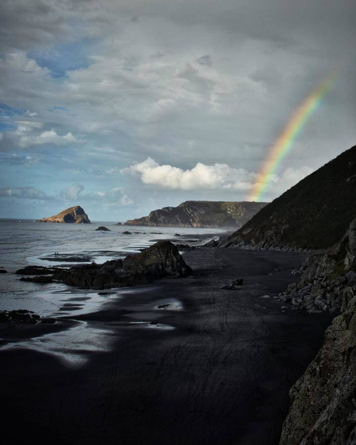 Atardecer en la playa de Quebrantos (San Juan de la Arena).