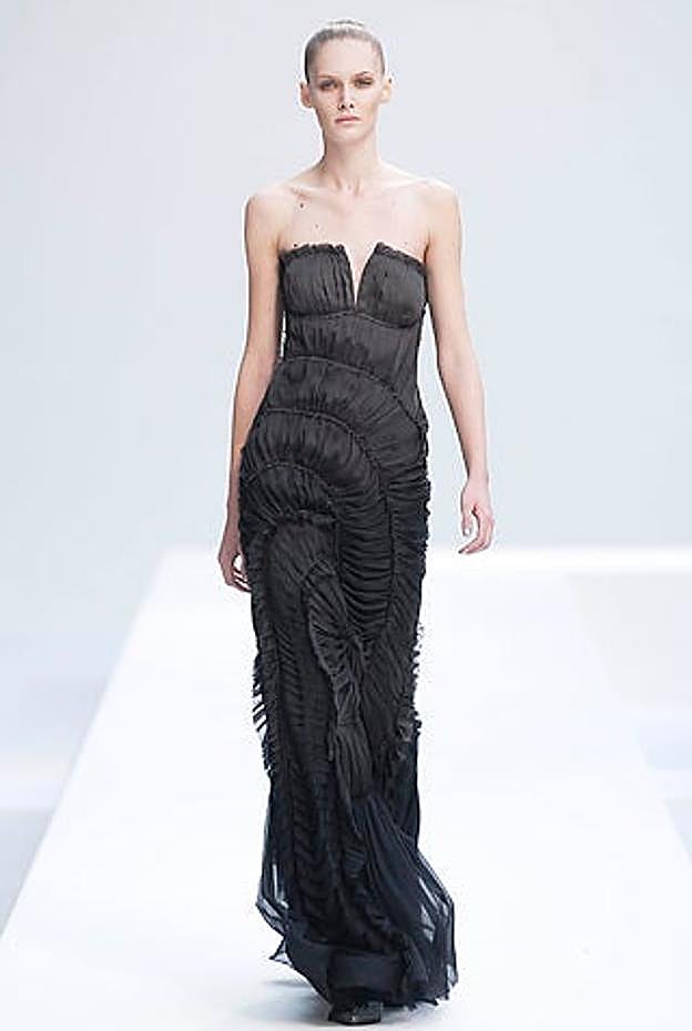 Desfile Alberta Ferretti otoño-invierno 2007