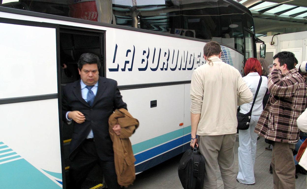 Agurain quiere más autobuses hacia Vitoria. 