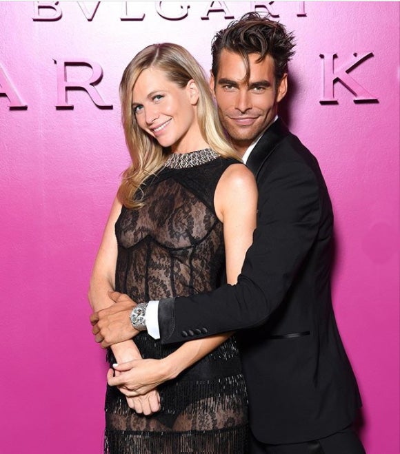 Fotos: Jon Kortajarena, Nieves Álvarez y Ester Expósito: embajadores de lujo en una exclusiva fiesta en Roma