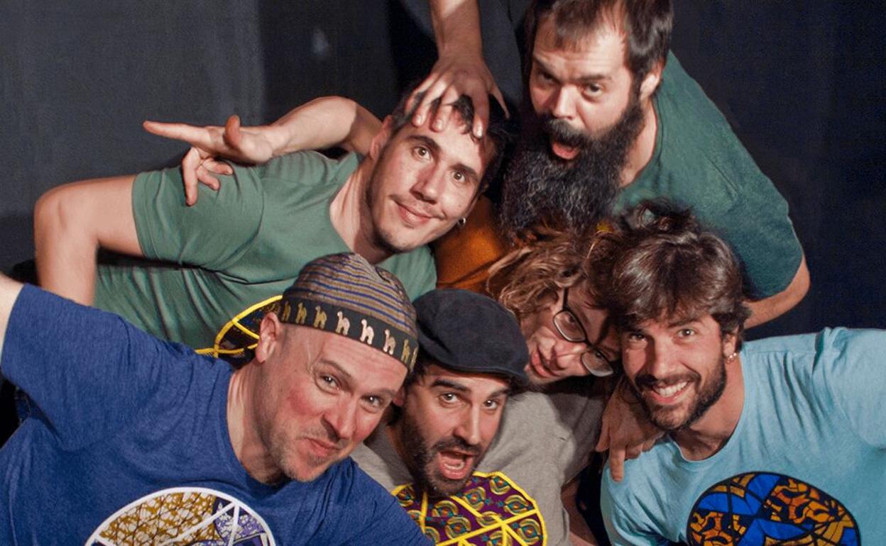 El grupo Aldakan Beltz actuará en Salinas de Añana. 