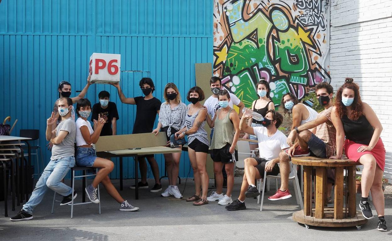 Compañía Joven, primer acto