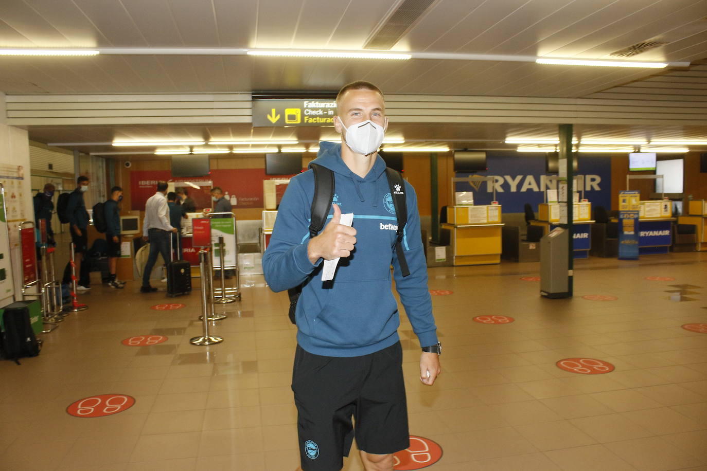 El Alavés pone rumbo a Granada. 