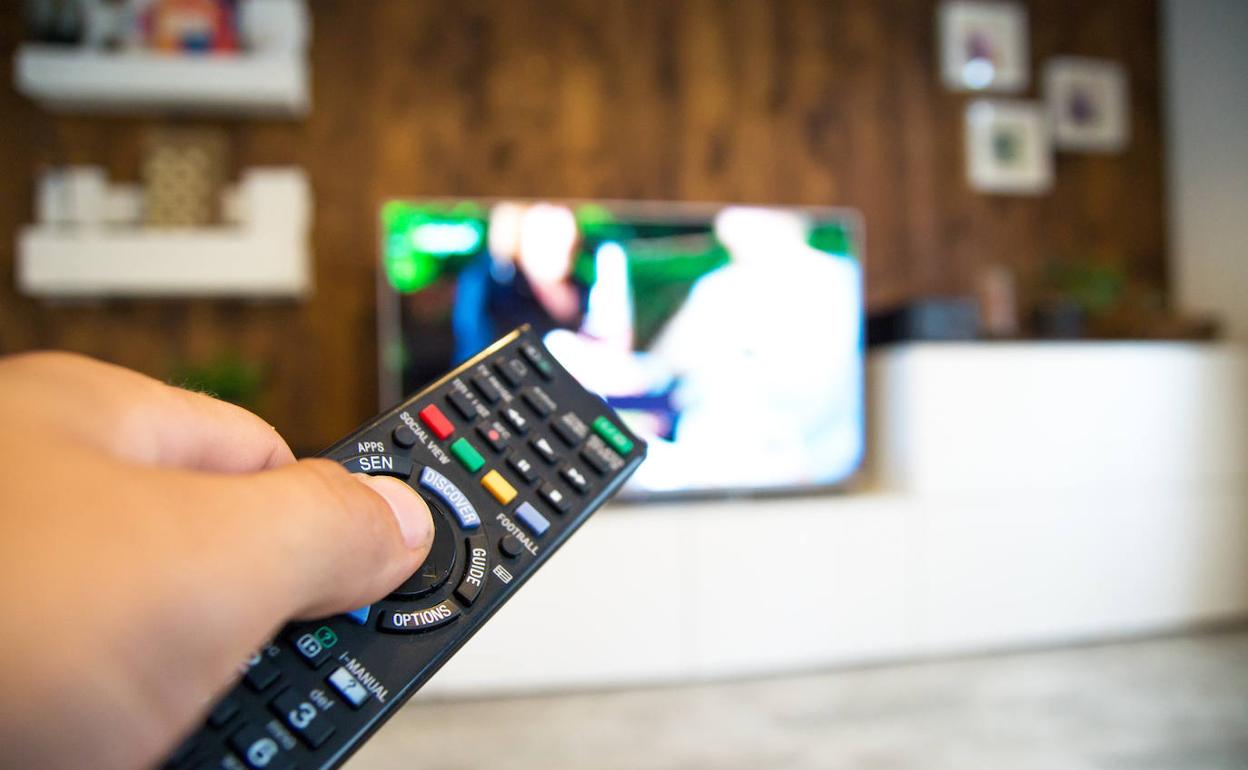 Ari zara film bat ikusten eta bat-batean hotzikara sortzen dizu ikuskari arrunt batek, nola demontre hurbiltzen dira hainbeste elkarrengana ezezagunak izanik.