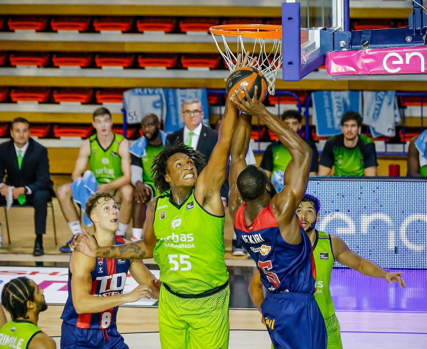 Las fotos del Fuenlabrada - Baskonia. 