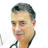 Joaquín Fernández Valderrama, director de Urgencias del Santiago Apóstol .
