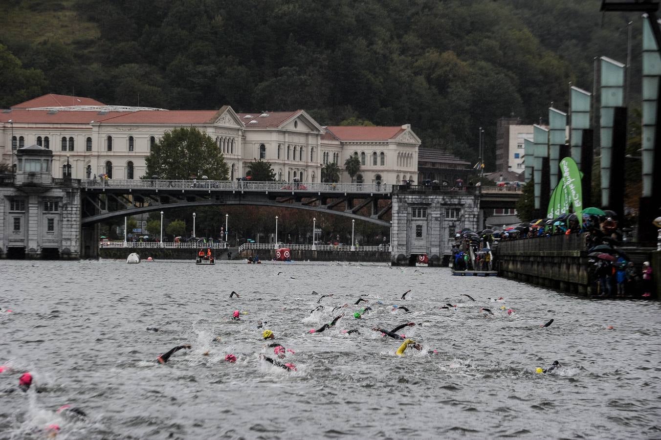 Fotos: Las mejores imágenes del &#039;Bilbao Triathlon&#039;