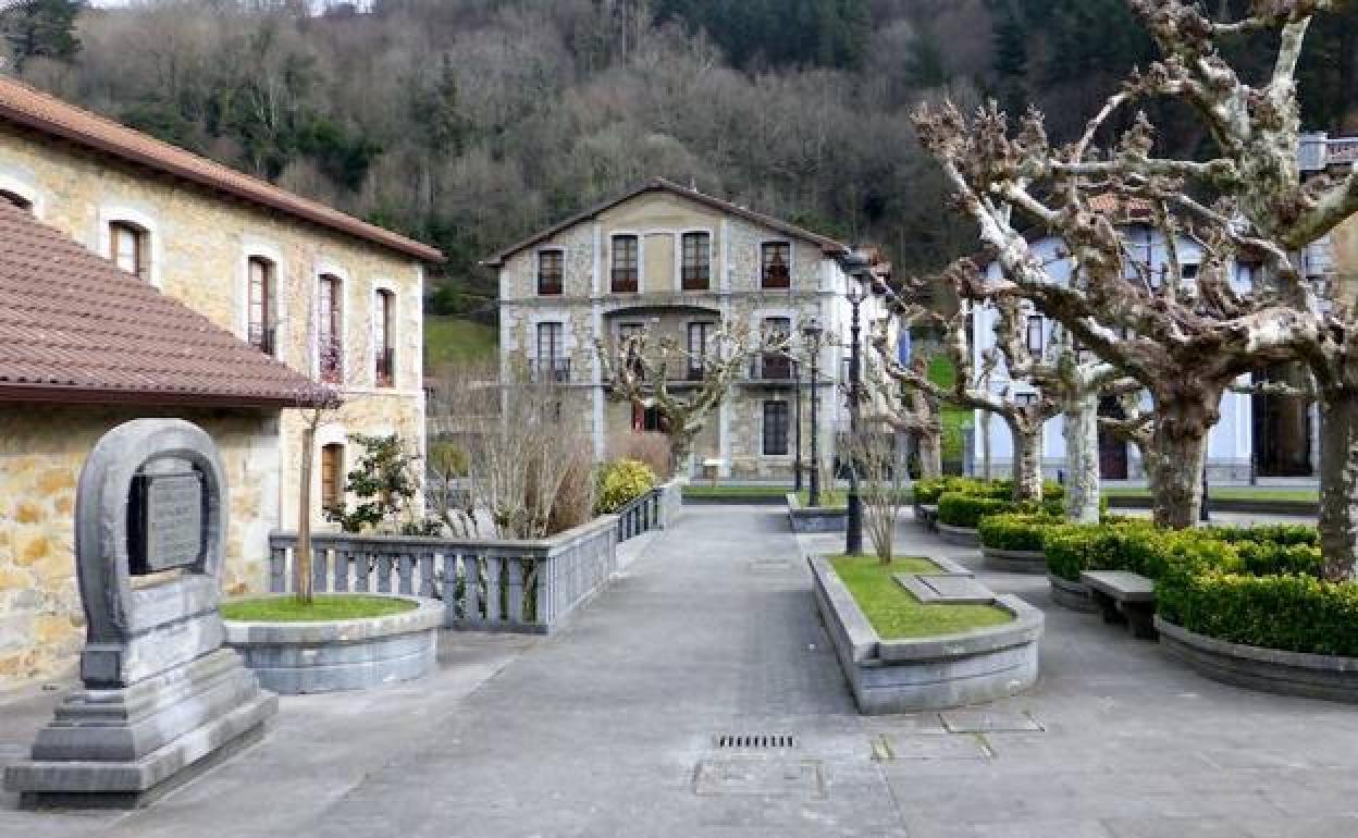 La plaza Makua de Lanestosa. 