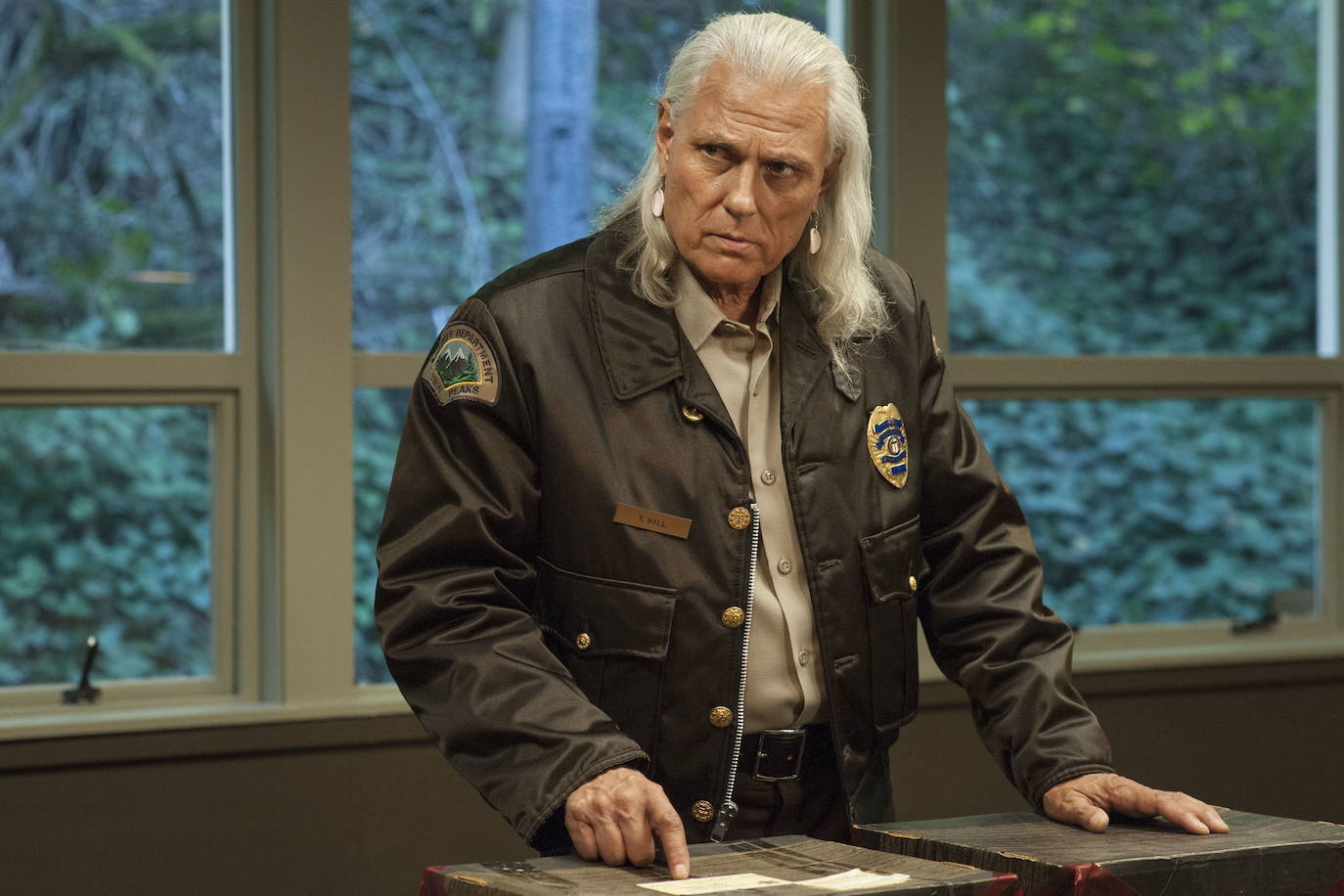 Michael Horse interpretó al agente 'Hawk' Tommy Hill 