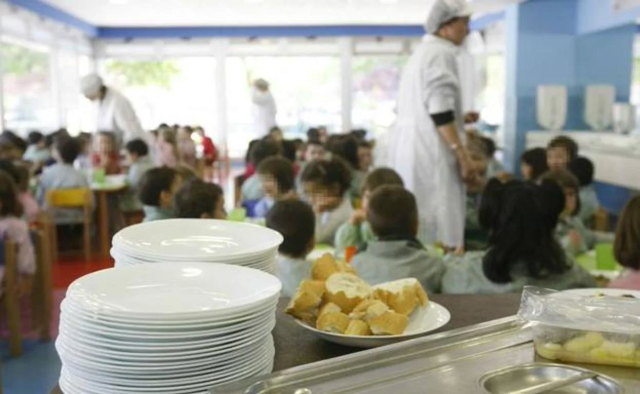 Los sindicatos convocan tres días de huelga en los comedores escolares