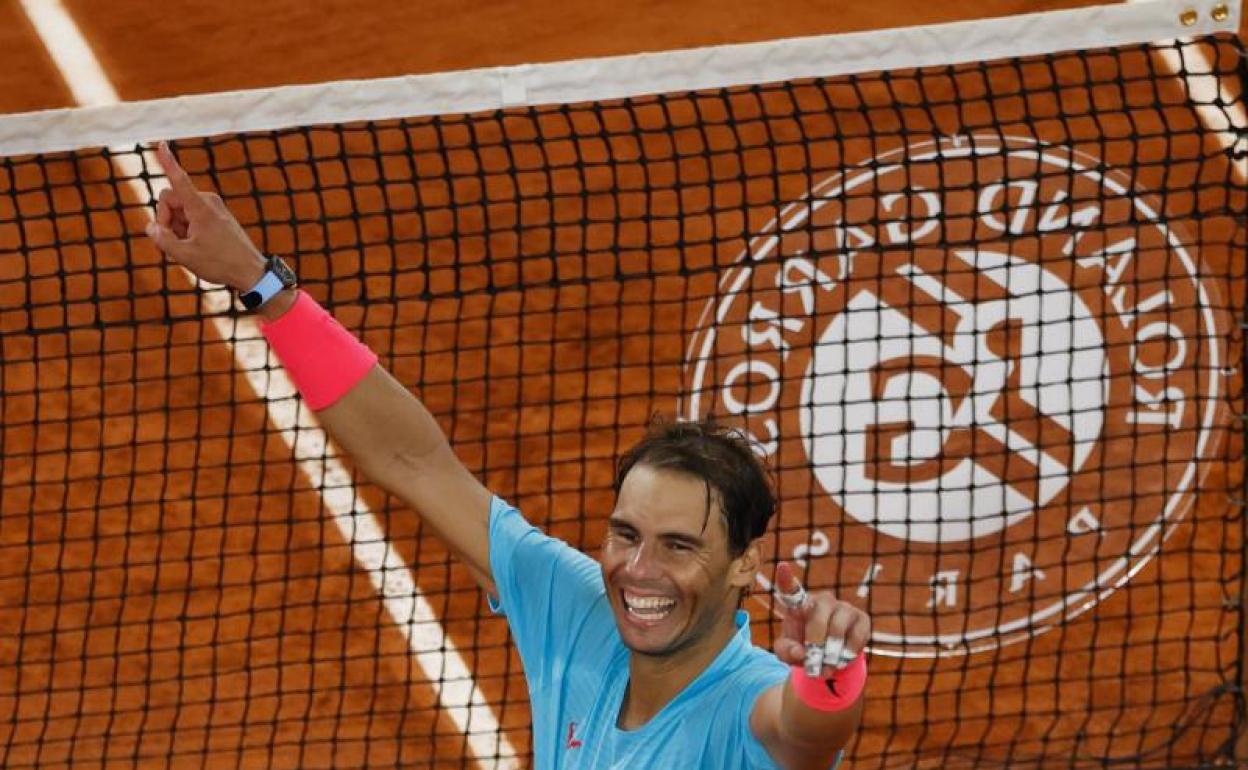 Nadal celebra su victoria ante Djokovic. 