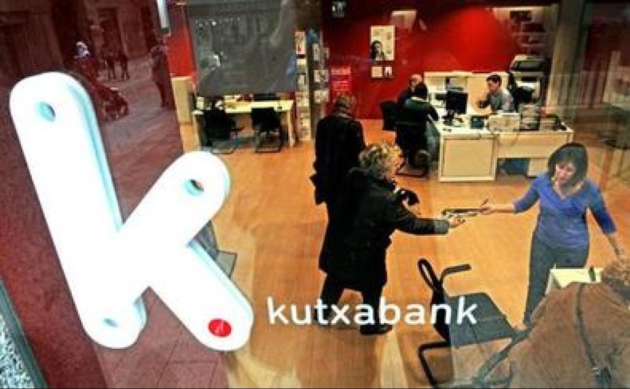 Urkullu defiende una Kutxabank independiente y con arraigo en Euskadi