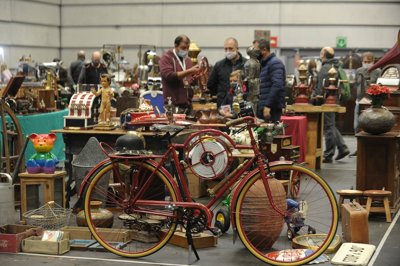 Fotos: Feria de desembalaje en el BEC